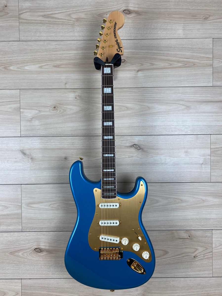 Squier 40th Anniversary Stratocaster Gold Edition with Laurel Fingerboard,  Gold Anodized Pickguard, Lake Placid Blue