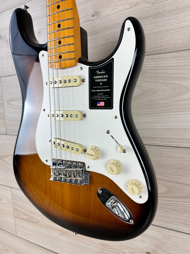 Fender American Vintage II 1957 Stratocaster, Maple Fingerboard, 2